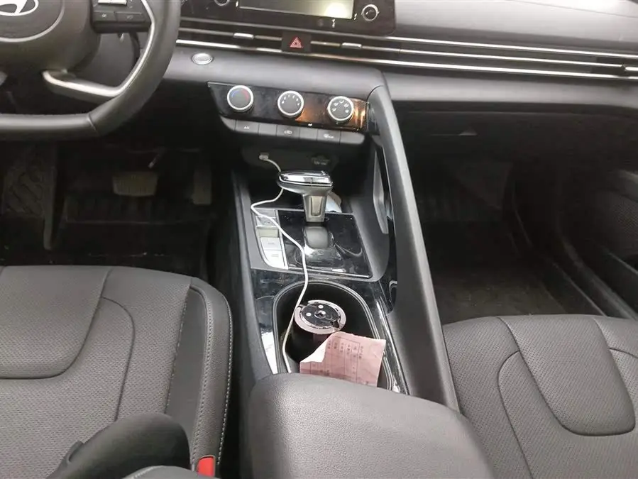 إلانtra 2023 1.5L CVT GLX النخبة