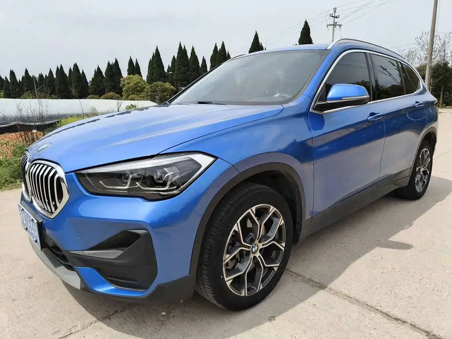 بي إم دبليو X1 2021 sDrive25Li إصدار رائد