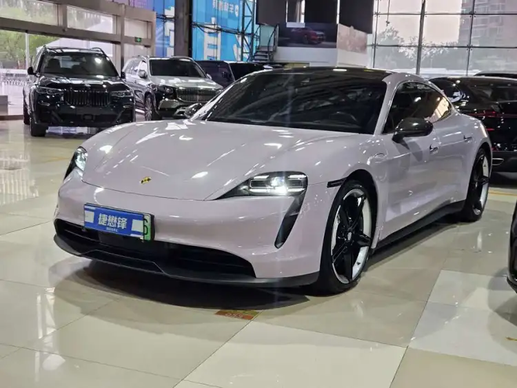 2022 Taycan Taycan 4S