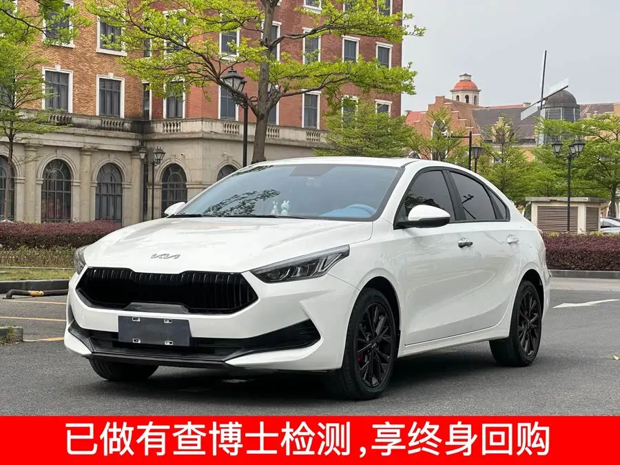 كيا K3 2021 طراز معدل 1.5L CVT نسخة الشباب