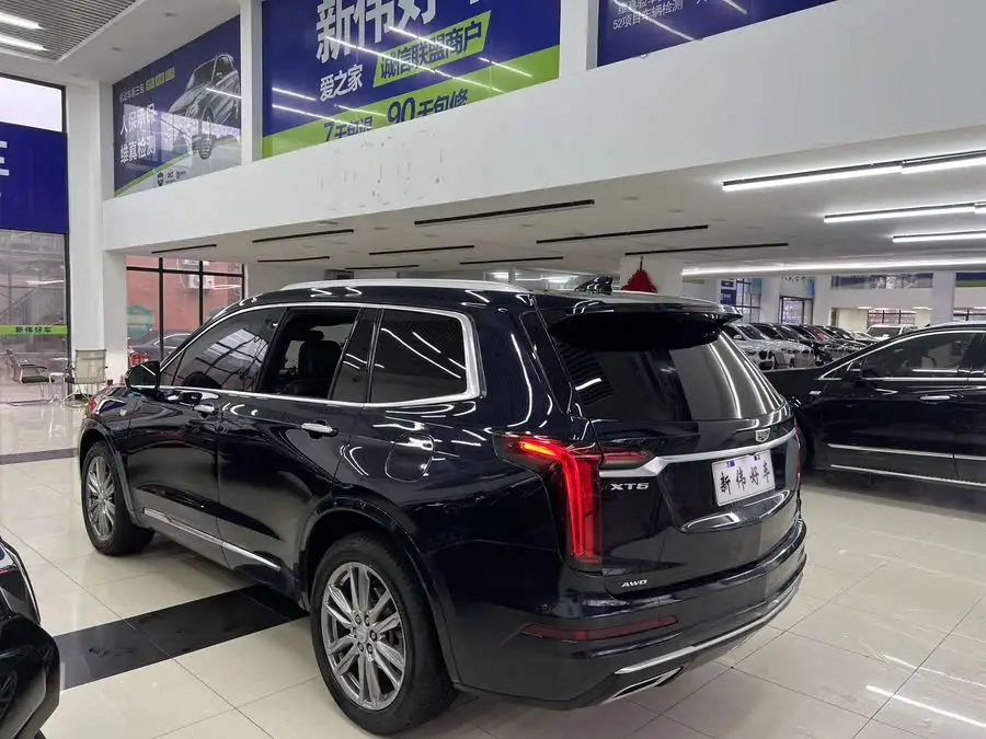 كاديلاك XT6 2021 2.0T فاخرة 7 مقاعد دفع رباعي
