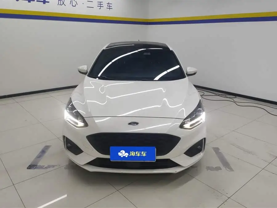 2020 فورد فوكس 2.0 لتر إيكوبوست 180 أوتوماتيك ST لاين