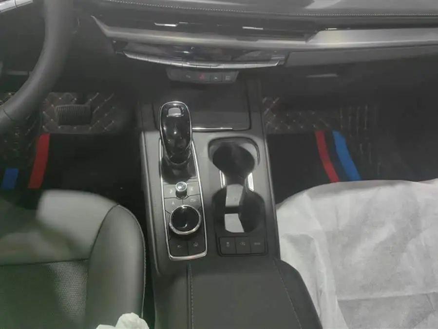 Cadillac XT4 2024 25T FWD Sport