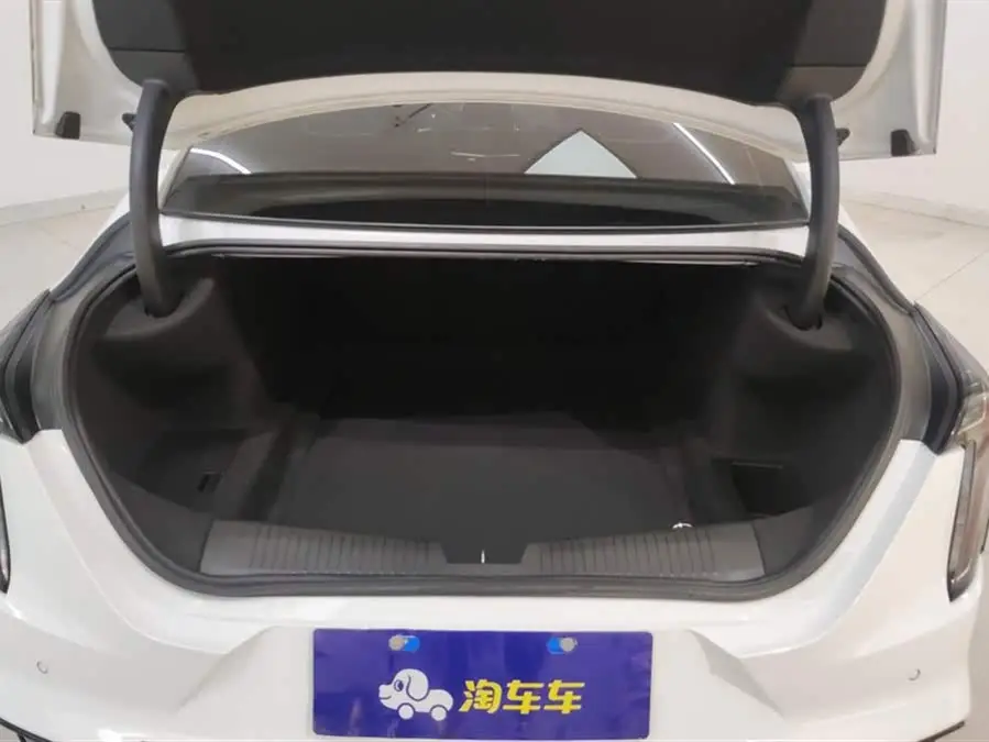 كاديلاك CT4 2021 28T بريميوم