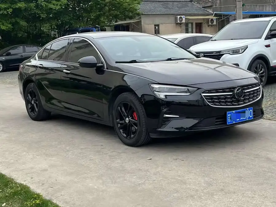 بيوك ريجال 2021 552T النخبة