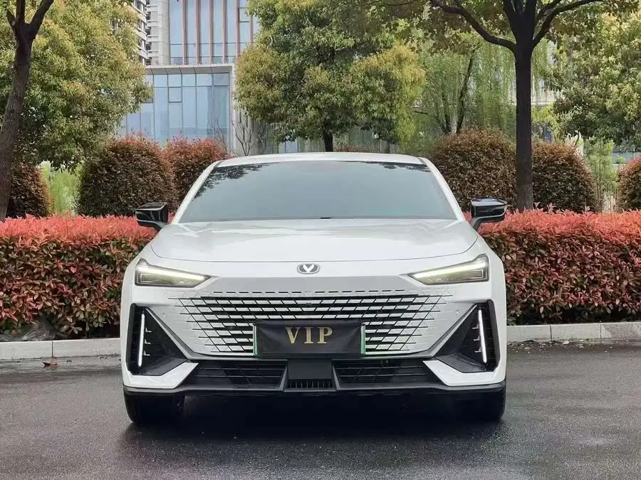 Changan UNI-V 2023 1.5T Premium