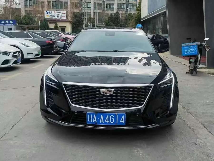 كاديلاك CT6 2022 28T الفاخرة