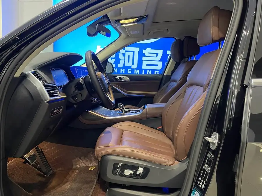 بي إم دبليو X7 2021 xDrive40i حزمة فاخرة