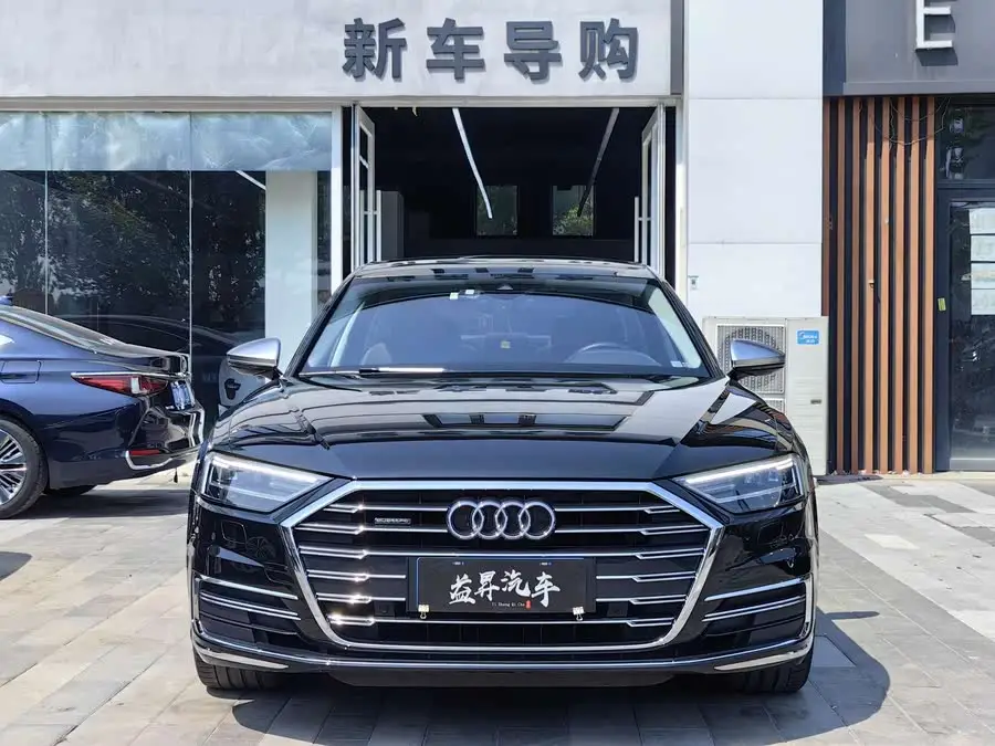 أودي A8 طراز 2022 A8L 50 TFSI كواترو إصدار الراحة الإصدار الجامع