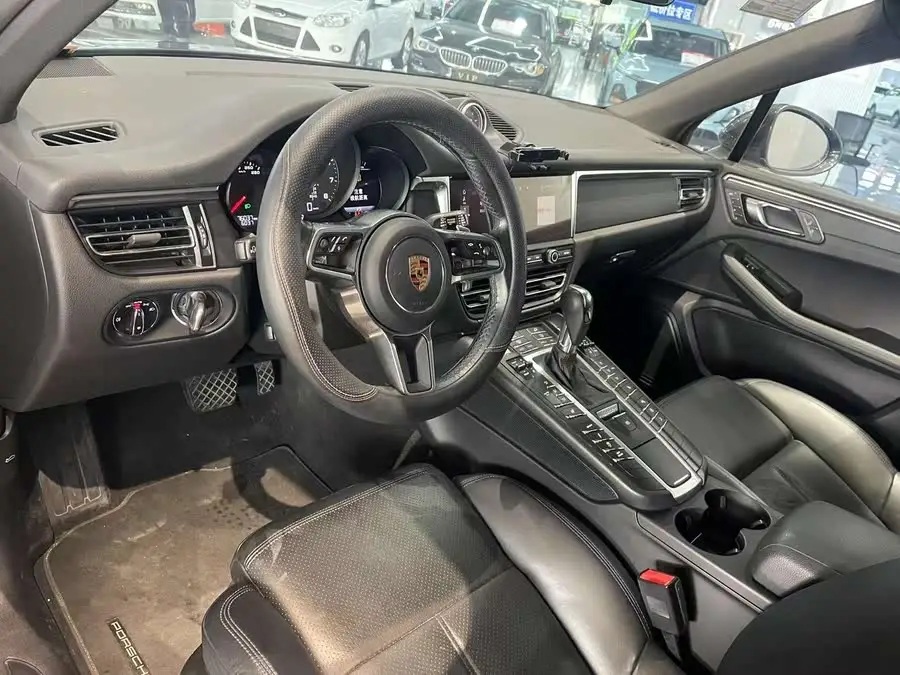 2020 Macan Macan 2.0T