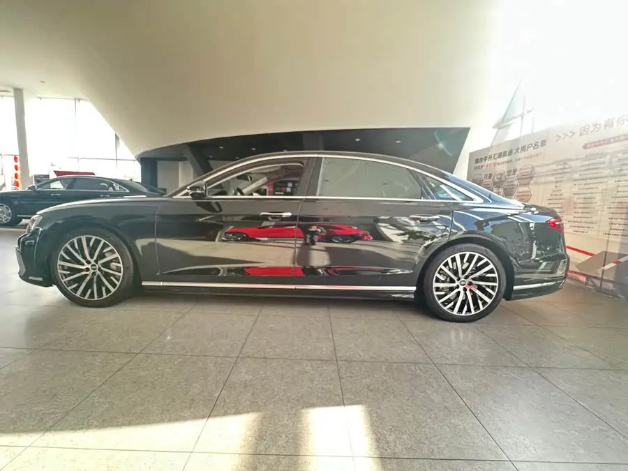 Audi A8 2024 A8L 55 TFSI quattro Flagship