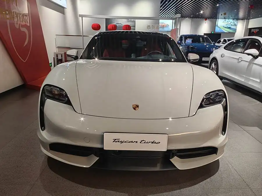 2024 Taycan Turbo