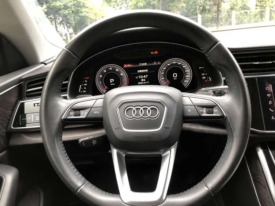 أودي Q8 2019 55 TFSI الفاخرة الديناميكية