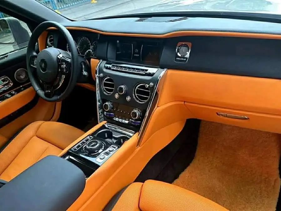 كولينان 2018 طراز خمسة مقاعد