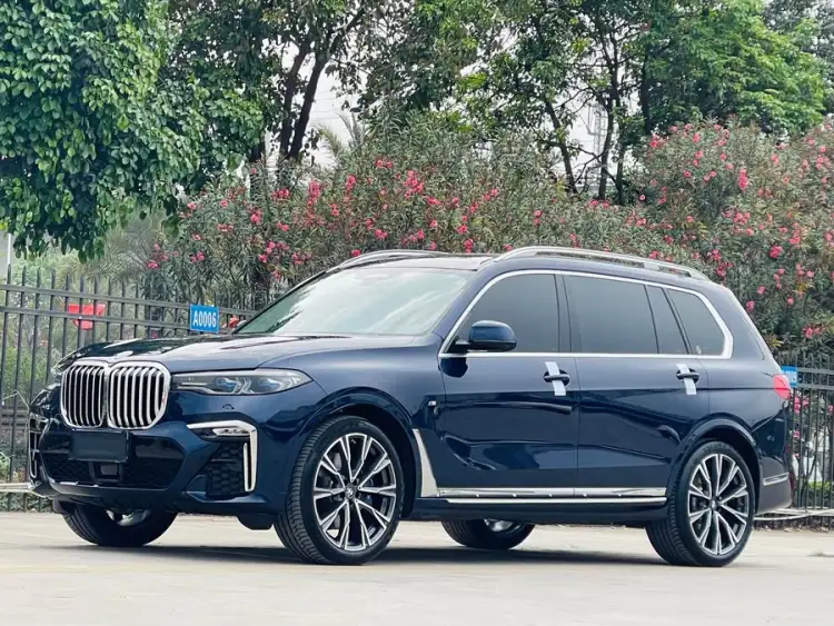 BMW X7 2022 xDrive40i Executive M Sport Package