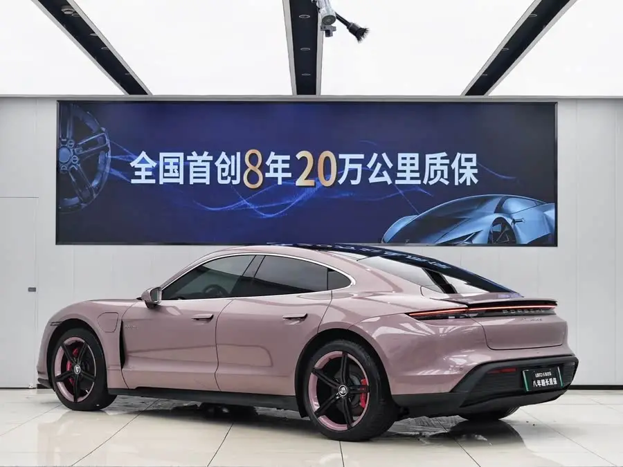 تايكان 2022 طراز تايكان 4S