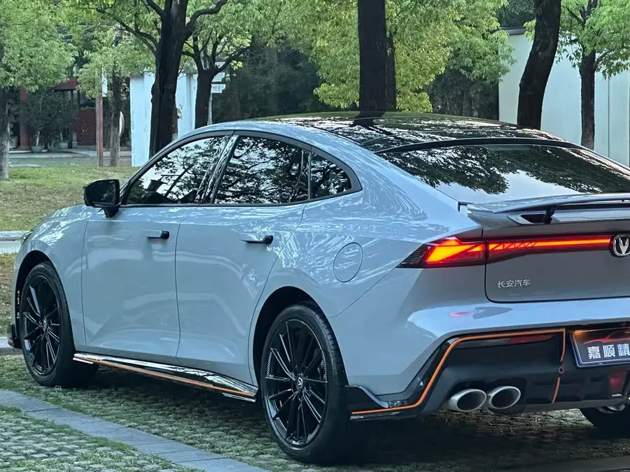 Changan UNI-V 2023 1.5T Sport Edition