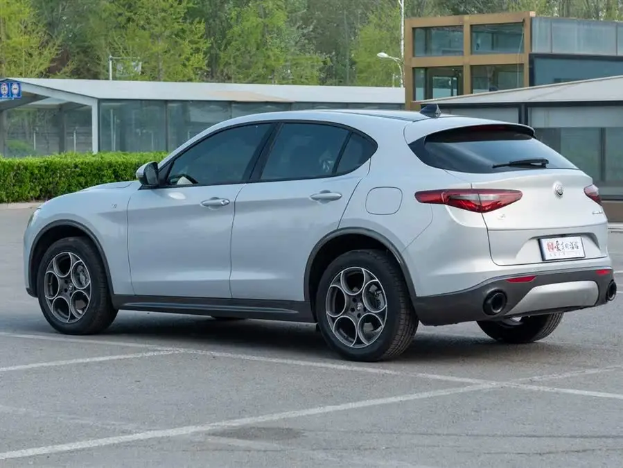 2022 Stelvio 2.0T 280HP Ti Driving Control Edition