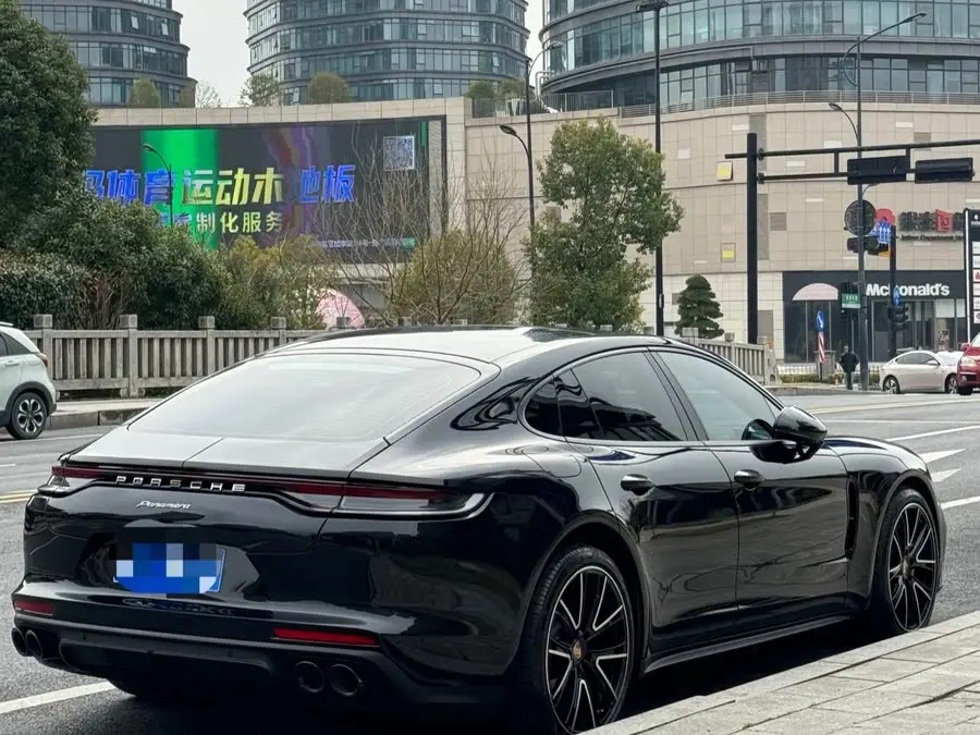 2023 Porsche Panamera 2.9T