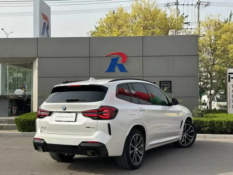 BMW X3 2023 xDrive30i Leading M Night Package