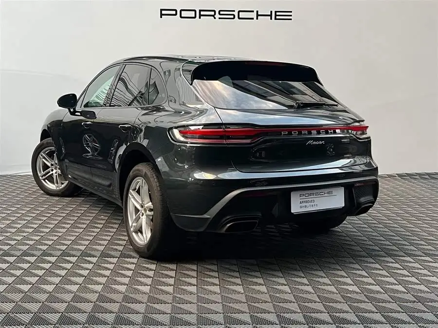 2023 Macan 2.0T