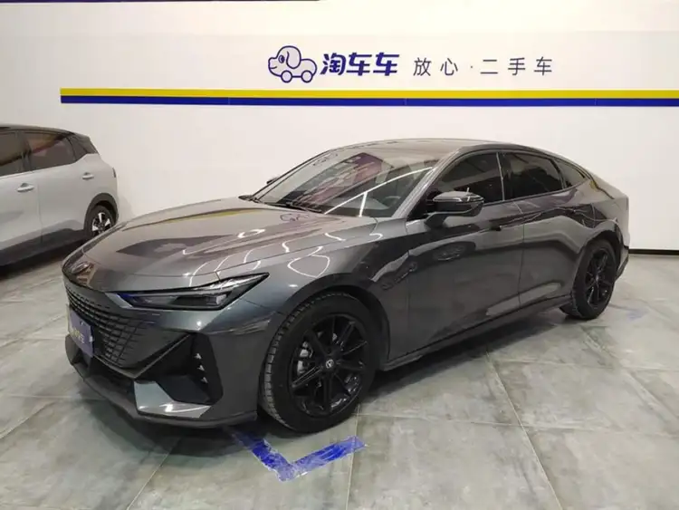 Changan UNI-V 2023 1.5T Premium
