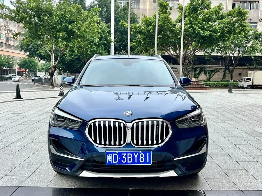 بي إم دبليو X1 2021 sDrive25Li الإصدار الرائد