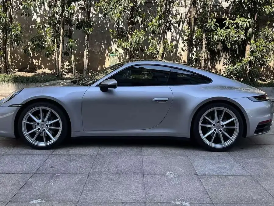 Porsche 911 2022 Carrera 3.0T