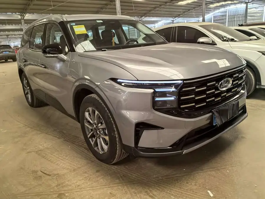 2025 Ford Edge Edge L 2.0T EcoBoost E Hybrid Two-Wheel Drive Seven-Seater Luxury