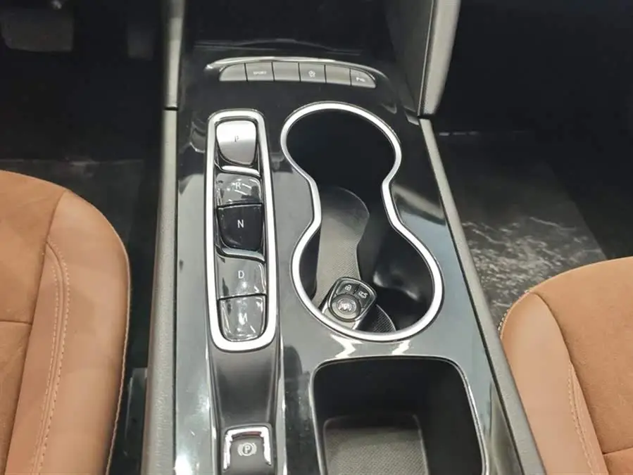 بيوك ريجال 2023 طراز 552T النسخة الذكية