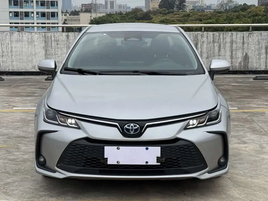 كورولا 2023 1.8 لتر هجين كهربائي ذكي إصدار رائد