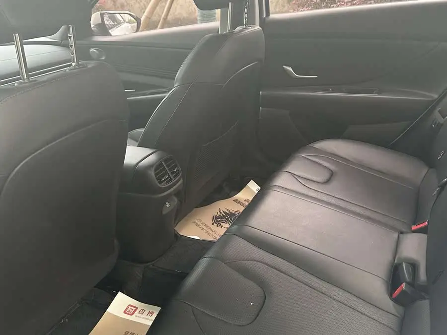 2022 هيونداي إيلانtra 1.5L CVT GLS الإصدار الرائد