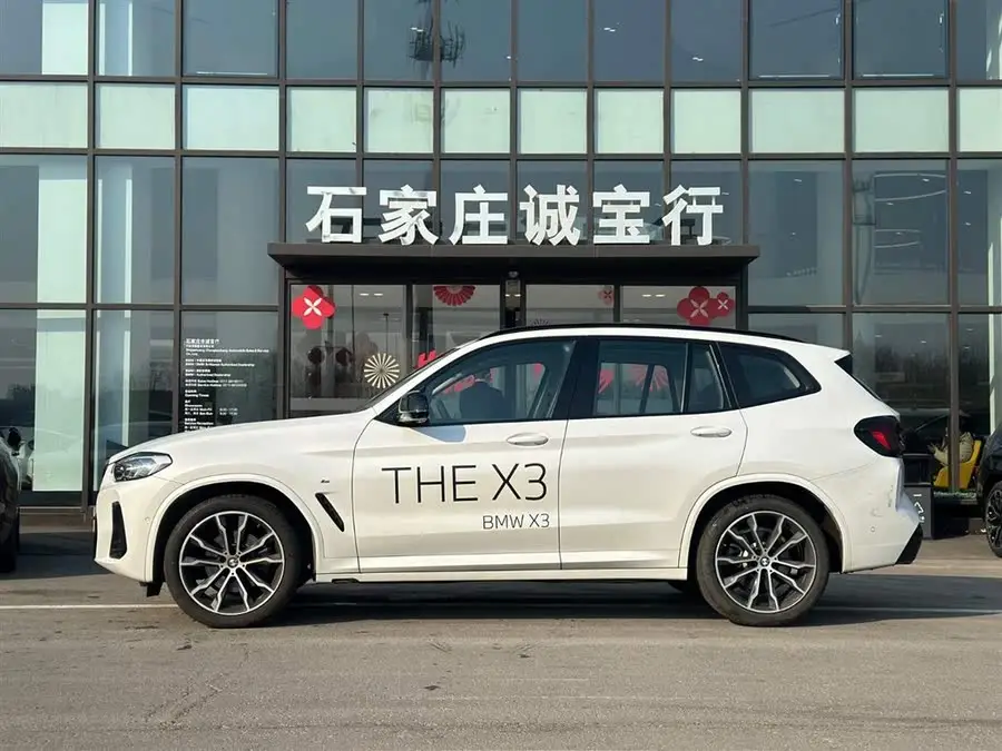 BMW X3 2023 xDrive30i Leading Model M Night Package