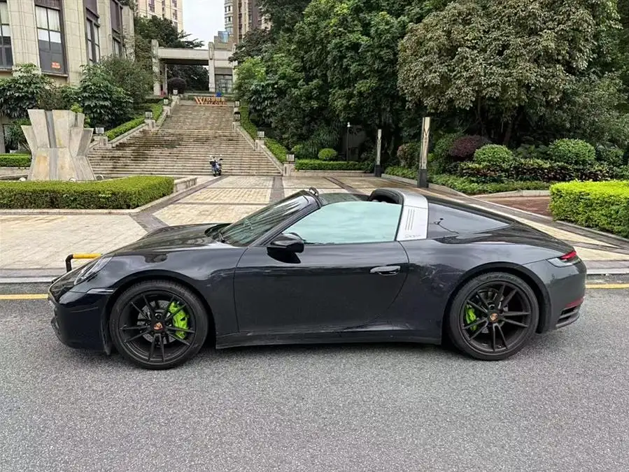 Porsche 911 2022 Targa 4 3.0T