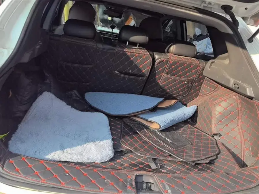 نيسان إكس-تريل 2021 2.0 لتر CVT فئة فاخرة