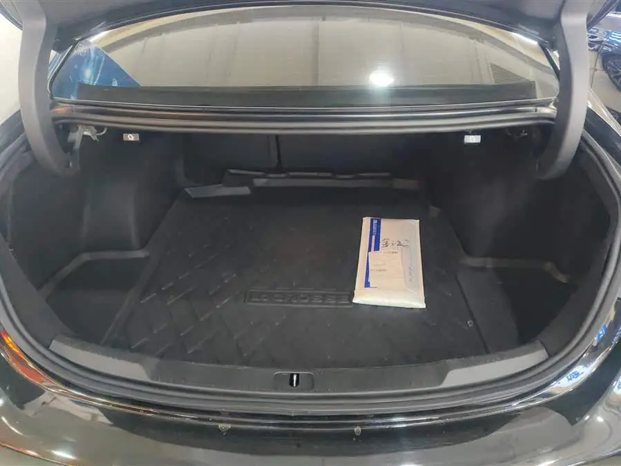 Buick LaCrosse 2021 652T Luxury