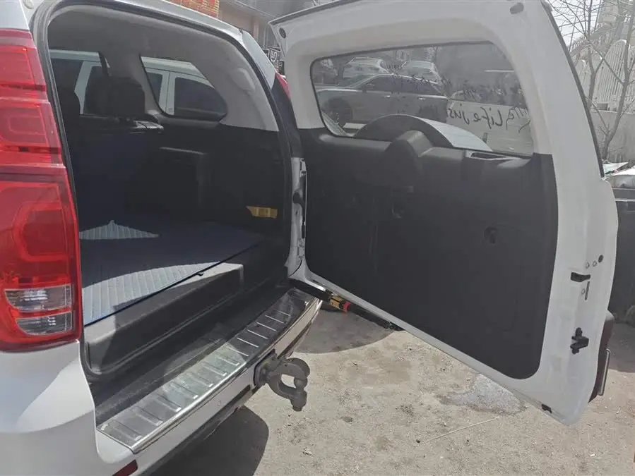 Haval H9 2020 2.0T Gasoline 4WD Premium 5-Seater