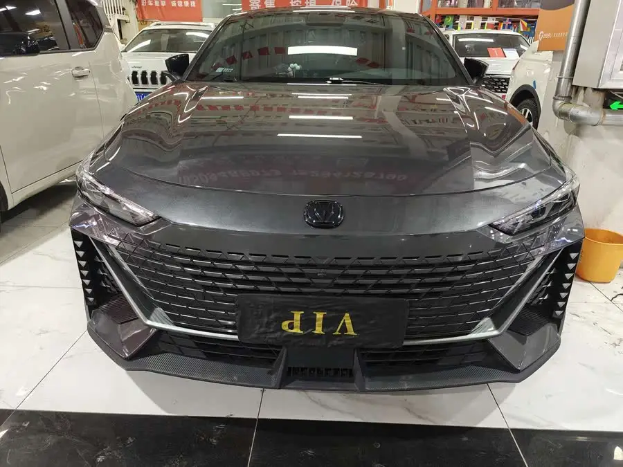 Changan UNI-V 2022 1.5T Premium