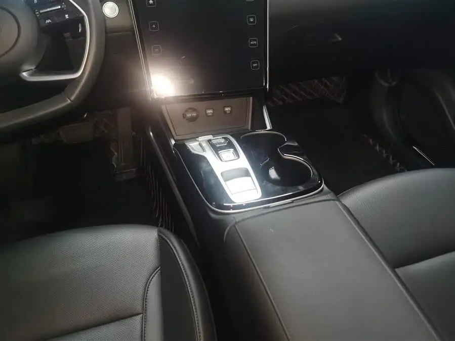 2023 Tucson 1.5T Automatic Two-Wheel Drive DLX Luxury Edition