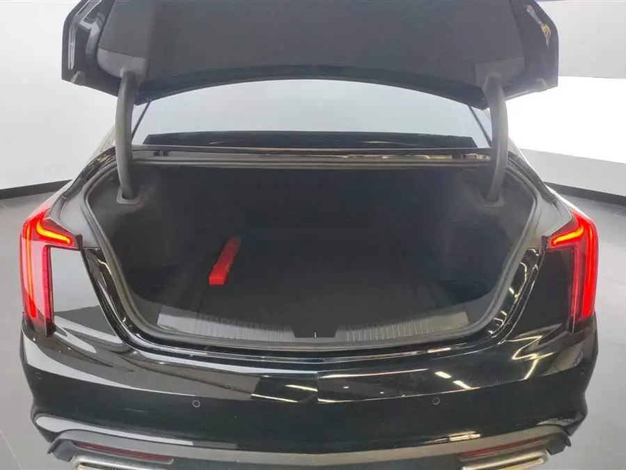 Cadillac CT5 2022 28T Luxury (Standard Version)