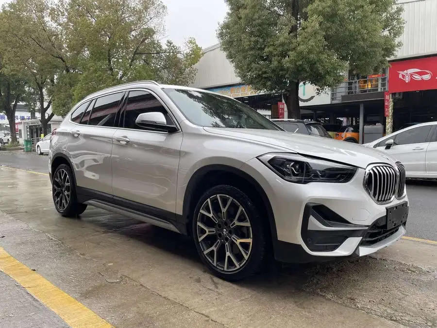 BMW X1 2022 xDrive25Li Luxury