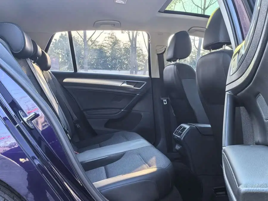 غولف 2020 280TSI DSG مريحة