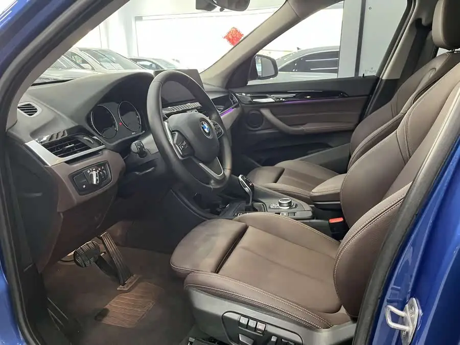 بي إم دبليو X1 2020 sDrive25Li إصدار متقدم