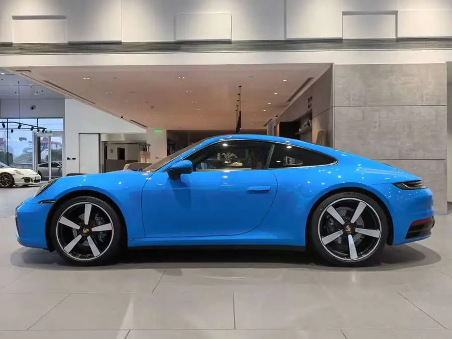 بورشه 911 2023 كاريرا 3.0T