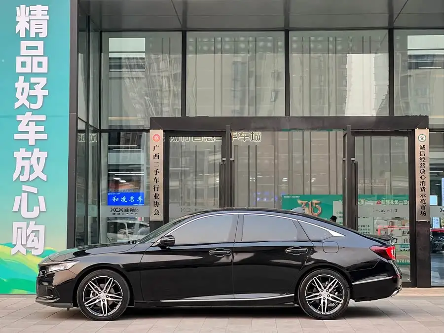Accord 2022 Model 260TURBO Phantom Night - Premium Version