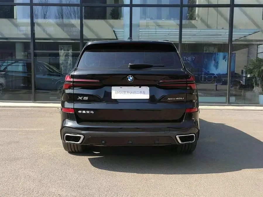 BMW X5 2023 xDrive 40Li Exclusive M Sport Night Package