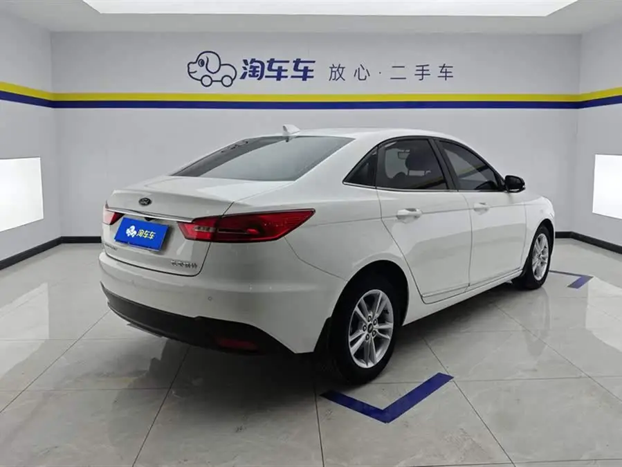 Ford Focus 2019 Facelift 1.5L Automatic Enjoy Edition National VI