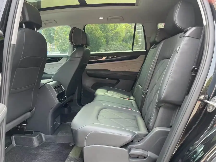 2024 فولكس فاجن تيرامونت 380TSI دفع رباعي إصدار التنين