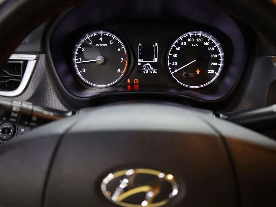 2020 هيونداي رينا 1.4 لتر يدوي GL نسخة محسنة