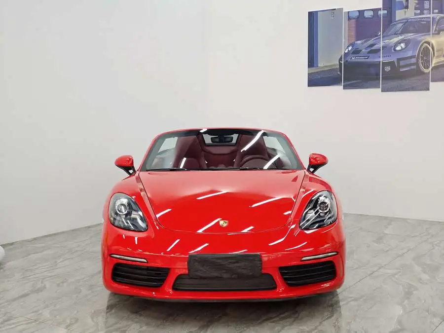 Porsche 718 2020 Model Boxster 2.0T